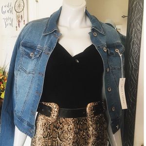 NWT. Denim Does It😎